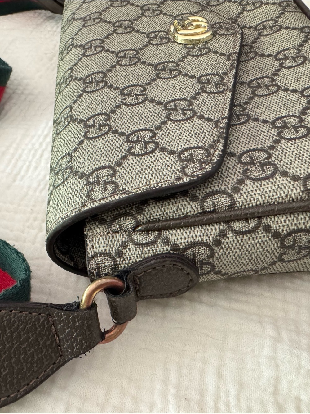 Gucci Beige Brown GG Supreme Crossbody with Green-Red Web Strap - Picture 3 of 6
